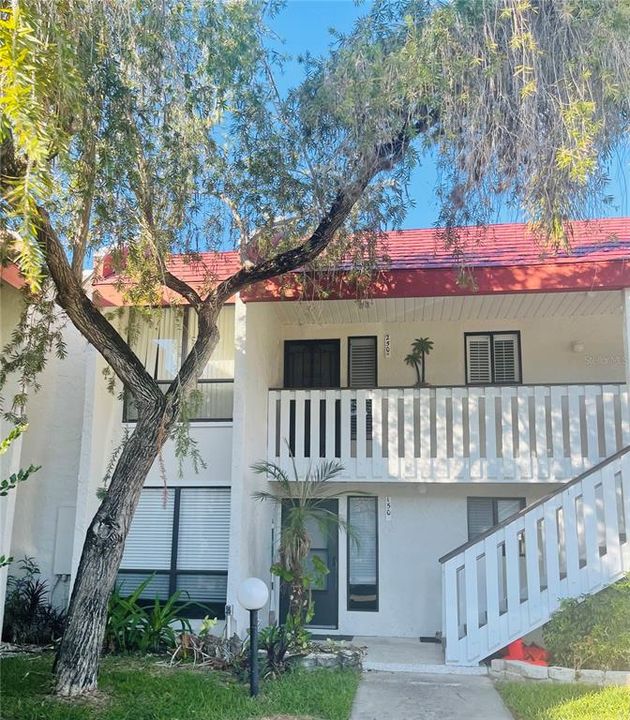 Recently Sold: $450,000 (2 beds, 2 baths, 1080 Square Feet)