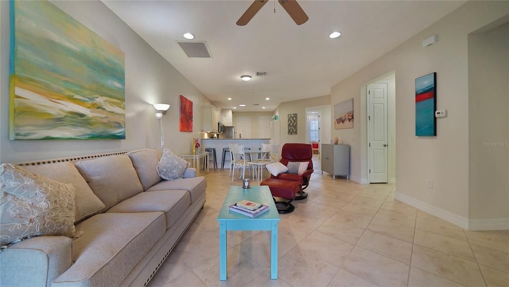 Recently Sold: $369,000 (2 beds, 2 baths, 1454 Square Feet)