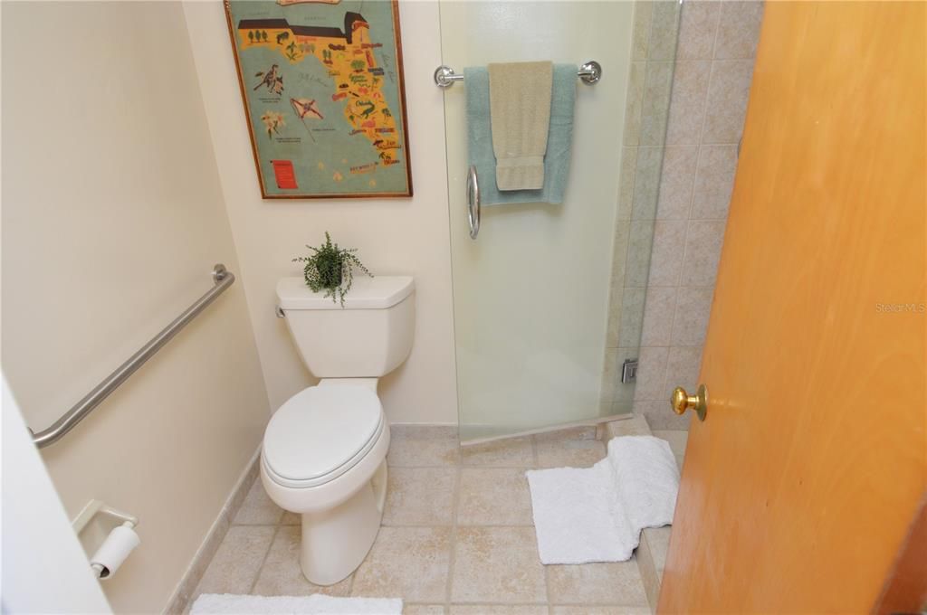 最近租的: $7,000 (2 贝兹, 2 浴室, 1275 平方英尺)