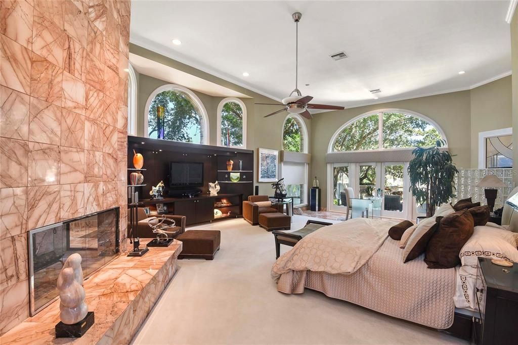 Recently Sold: $2,020,000 (5 beds, 4 baths, 8896 Square Feet)