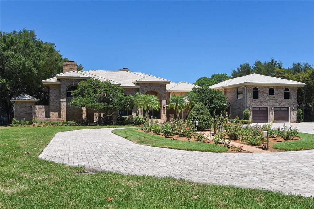 Recently Sold: $2,020,000 (5 beds, 4 baths, 8896 Square Feet)
