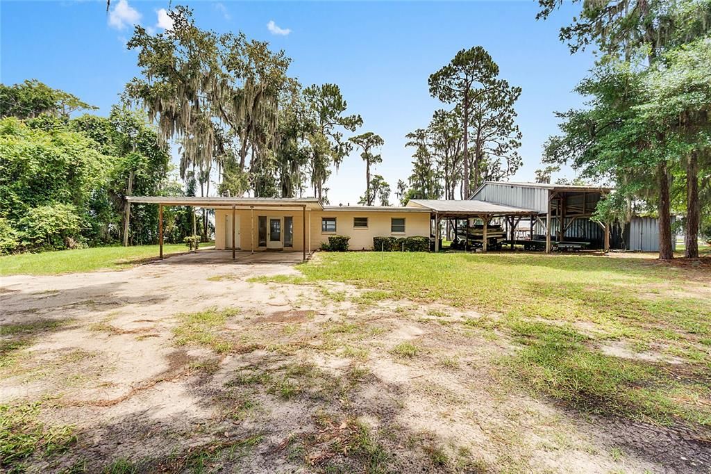 Recently Sold: $1,500,000 (2 beds, 1 baths, 1090 Square Feet)