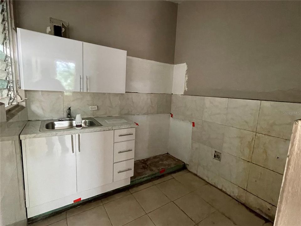 Vendido Recientemente: $124,000 (4 camas, 2 baños, 1100 Pies cuadrados)