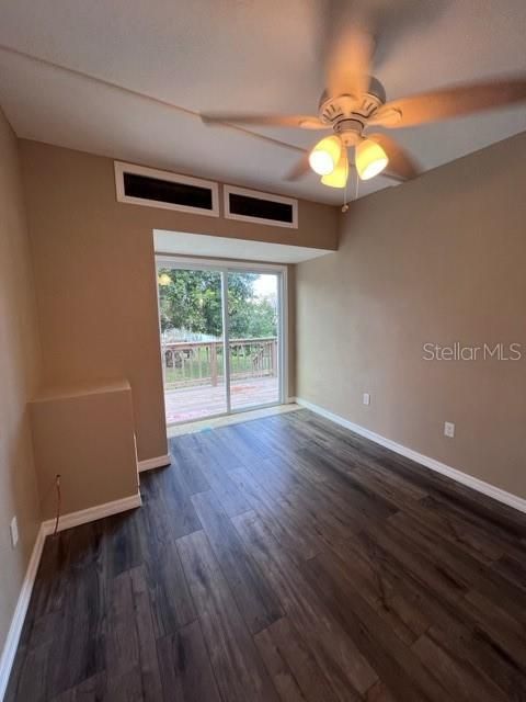 Recently Rented: $1,400 (2 beds, 2 baths, 1100 Square Feet)