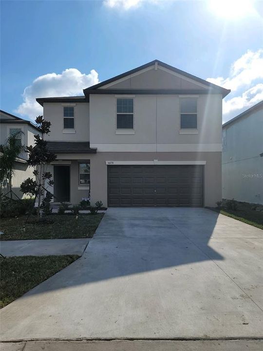 Vendido Recientemente: $303,635 (4 camas, 2 baños, 1914 Pies cuadrados)