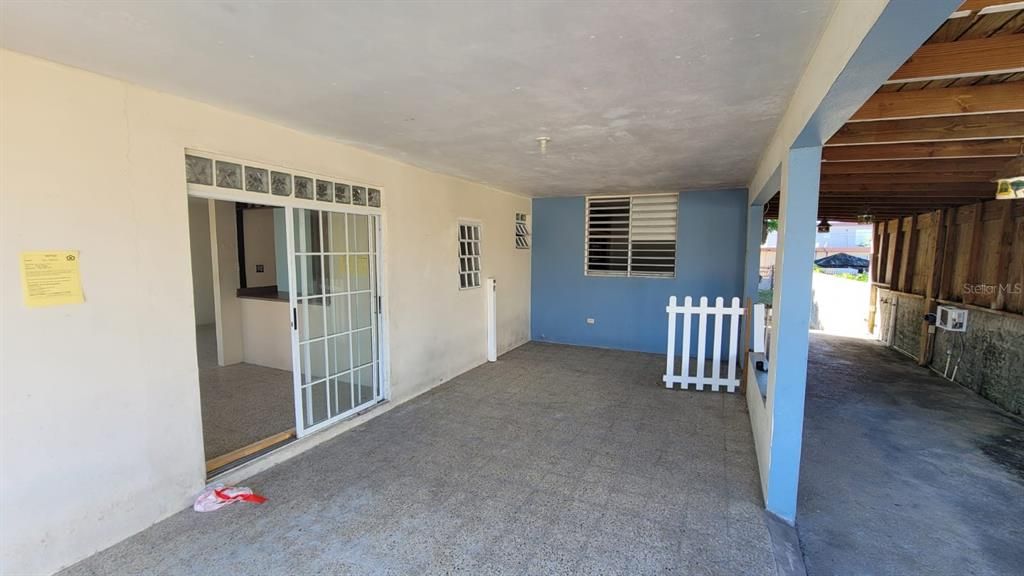 Vendido Recientemente: $73,400 (3 camas, 1 baños, 950 Pies cuadrados)