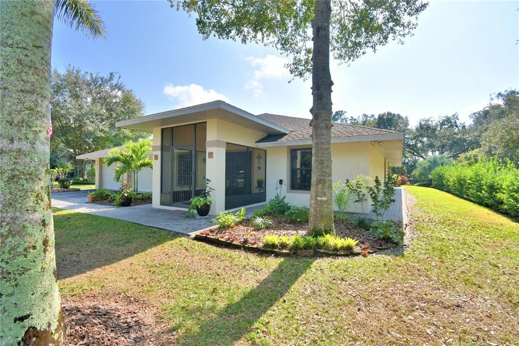 Recently Sold: $639,000 (4 beds, 3 baths, 3905 Square Feet)