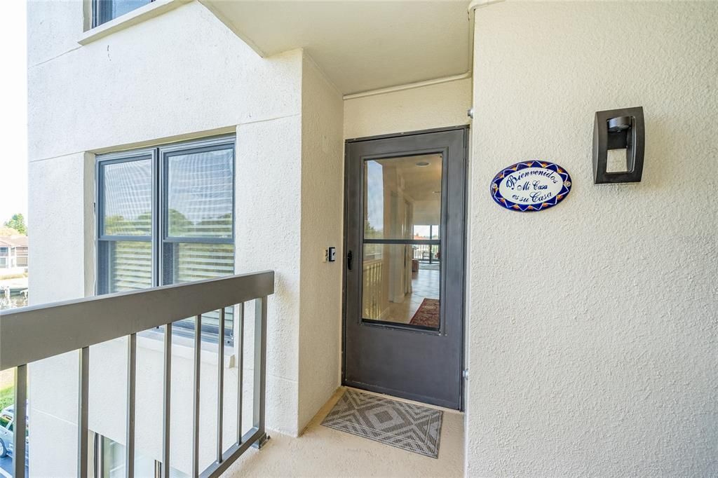 Recently Sold: $439,900 (2 beds, 2 baths, 1150 Square Feet)