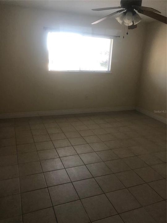 Recently Rented: $950 (1 beds, 1 baths, 768 Square Feet)