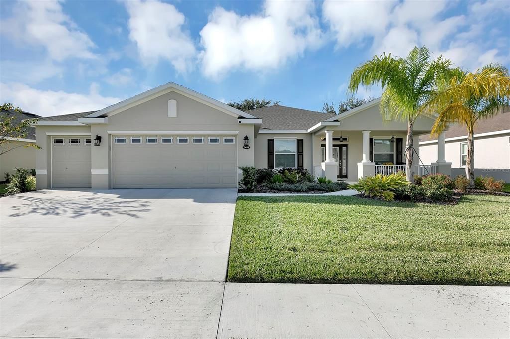 Recently Sold: $510,000 (4 beds, 3 baths, 2565 Square Feet)