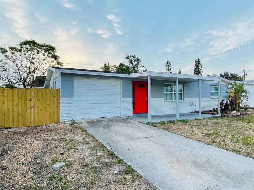 Недавно продано: $230,000 (3 спален, 2 ванн, 1452 Квадратных фут)