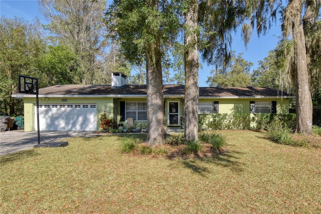 Recently Sold: $199,900 (3 beds, 2 baths, 1408 Square Feet)