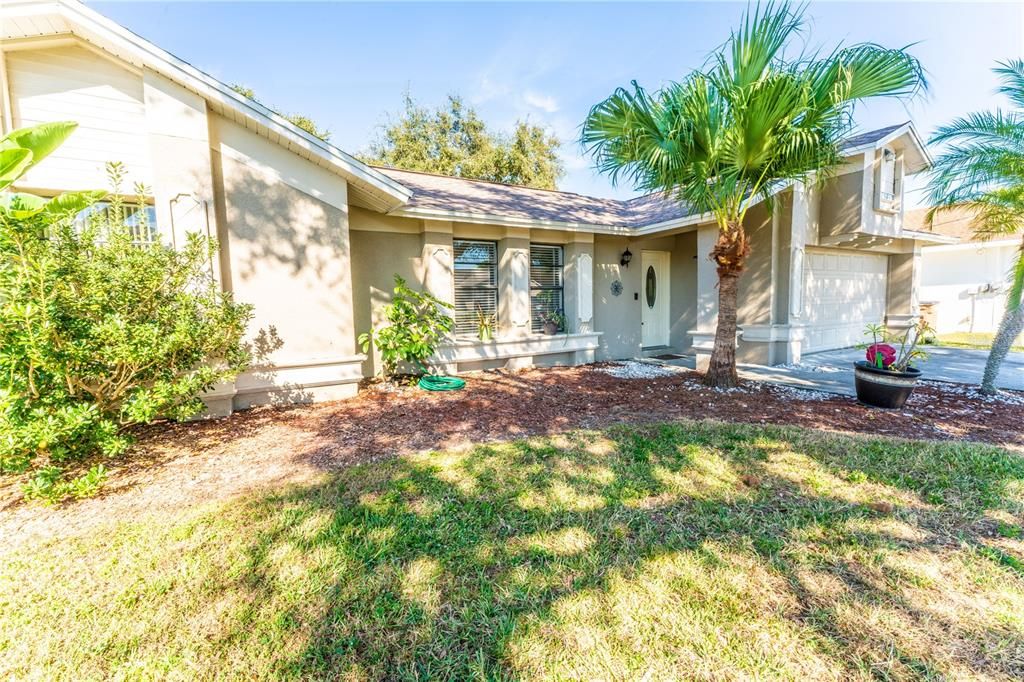 Recently Sold: $319,900 (3 beds, 2 baths, 1642 Square Feet)