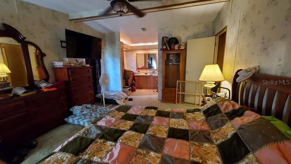 Vendido Recientemente: $169,600 (2 camas, 2 baños, 1352 Pies cuadrados)