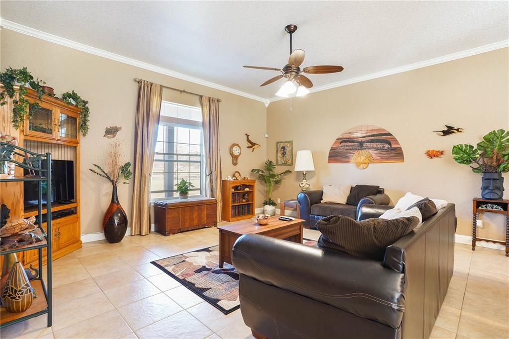 Recently Sold: $775,000 (3 beds, 2 baths, 2112 Square Feet)