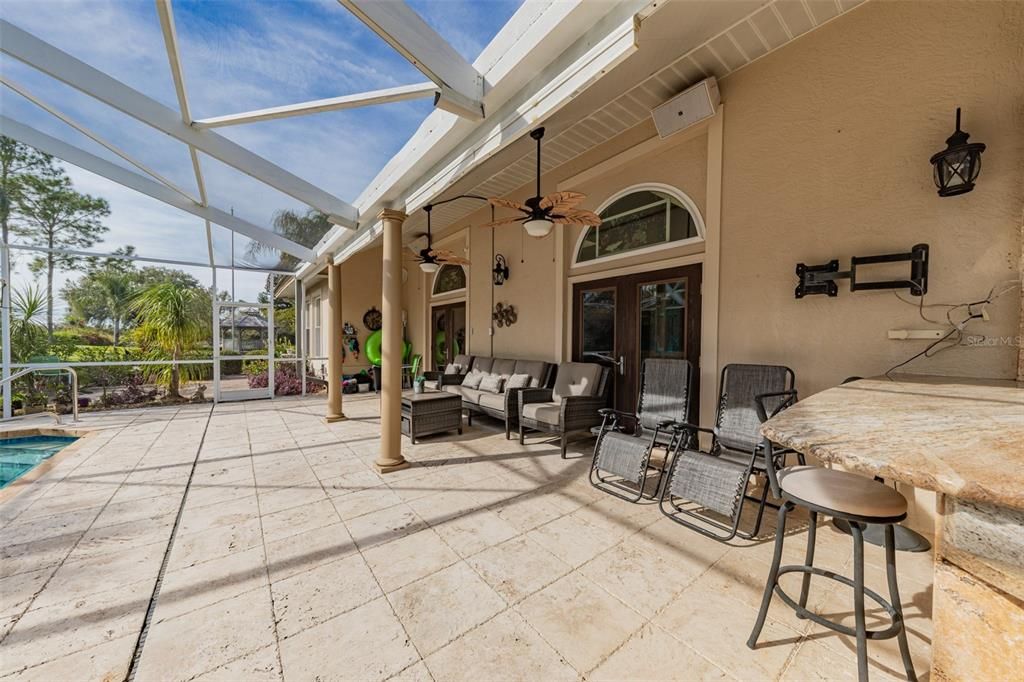 Recently Sold: $725,000 (4 beds, 3 baths, 3480 Square Feet)