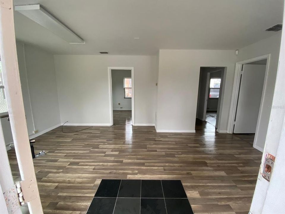 Recently Sold: $906 (0 beds, 0 baths, 1380 Square Feet)