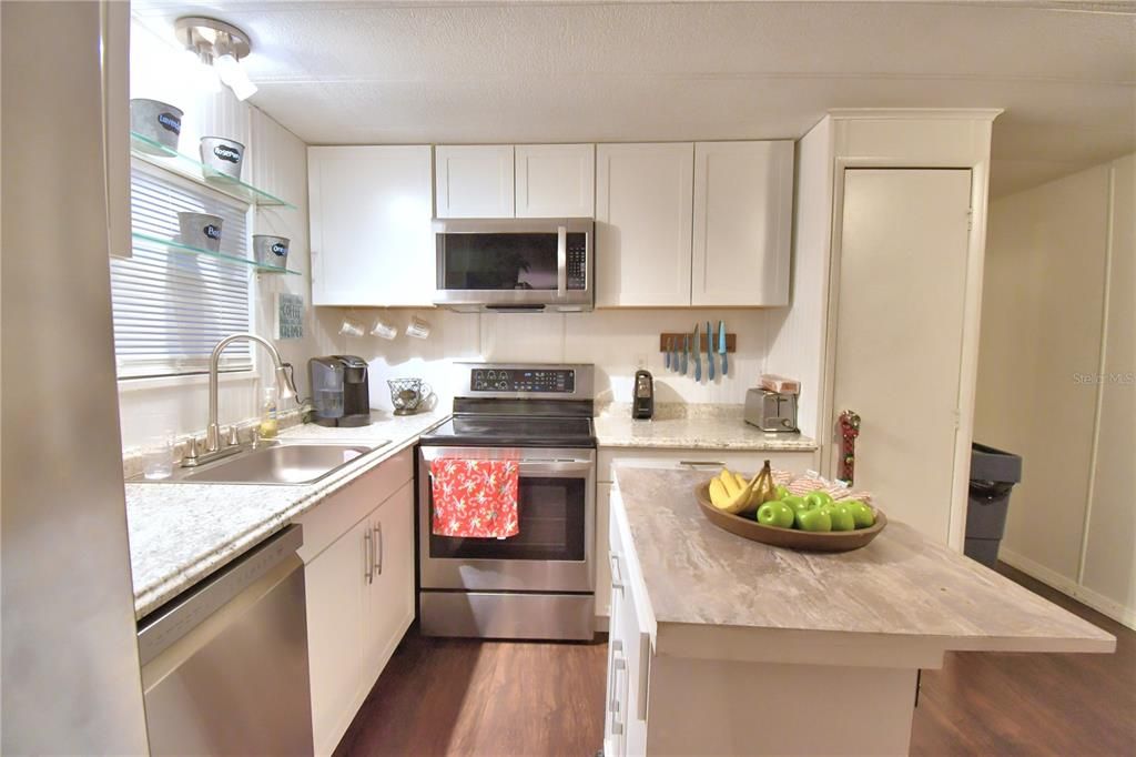 Recently Sold: $80,000 (2 beds, 2 baths, 784 Square Feet)