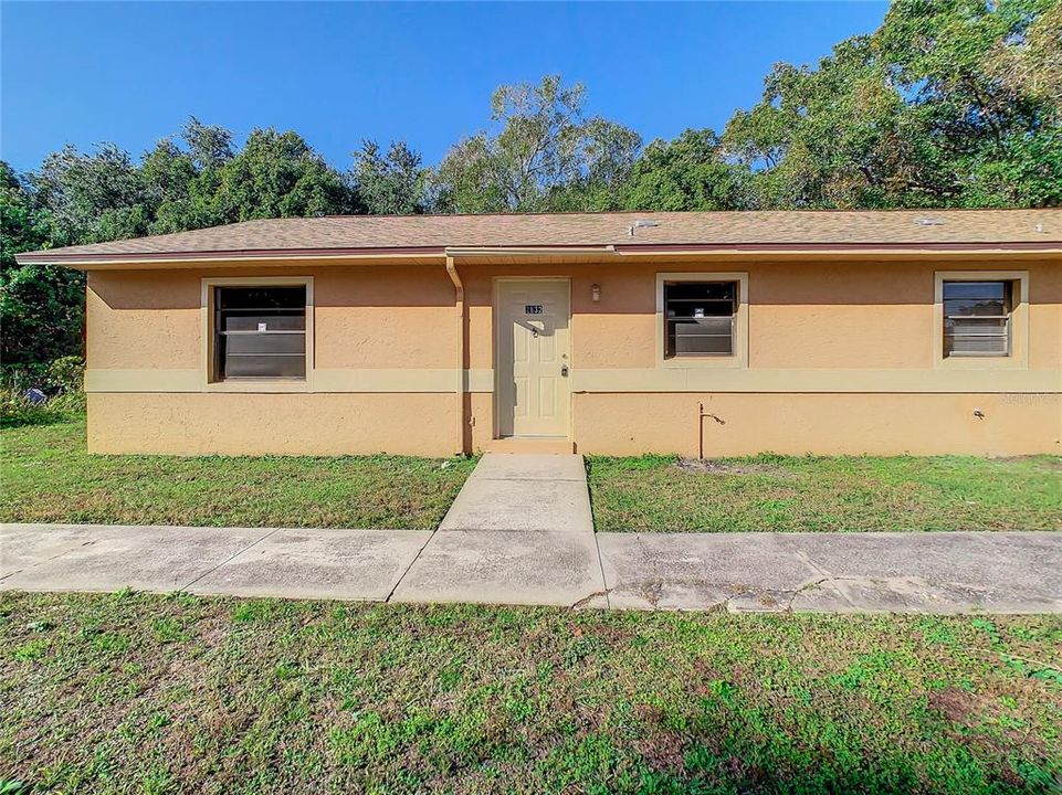 Recently Sold: $165,000 (2 beds, 2 baths, 1023 Square Feet)