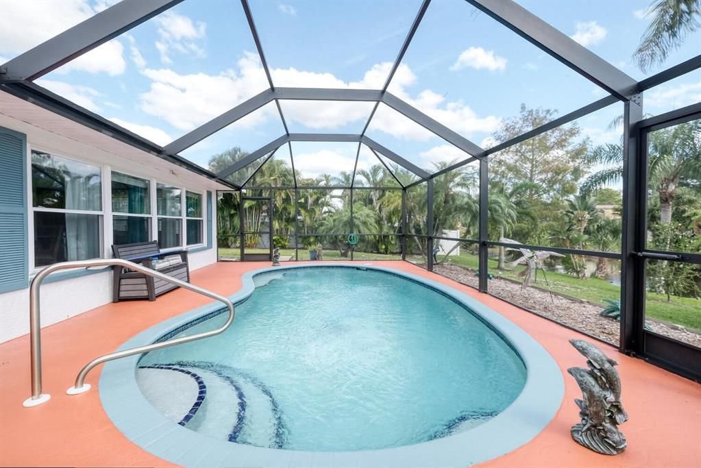 Recently Sold: $420,000 (3 beds, 2 baths, 1698 Square Feet)