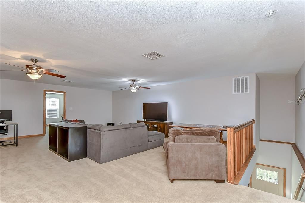 Upstairs Family Room Studio Apartment