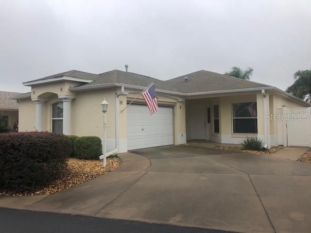 Recently Sold: $359,000 (3 beds, 2 baths, 1652 Square Feet)