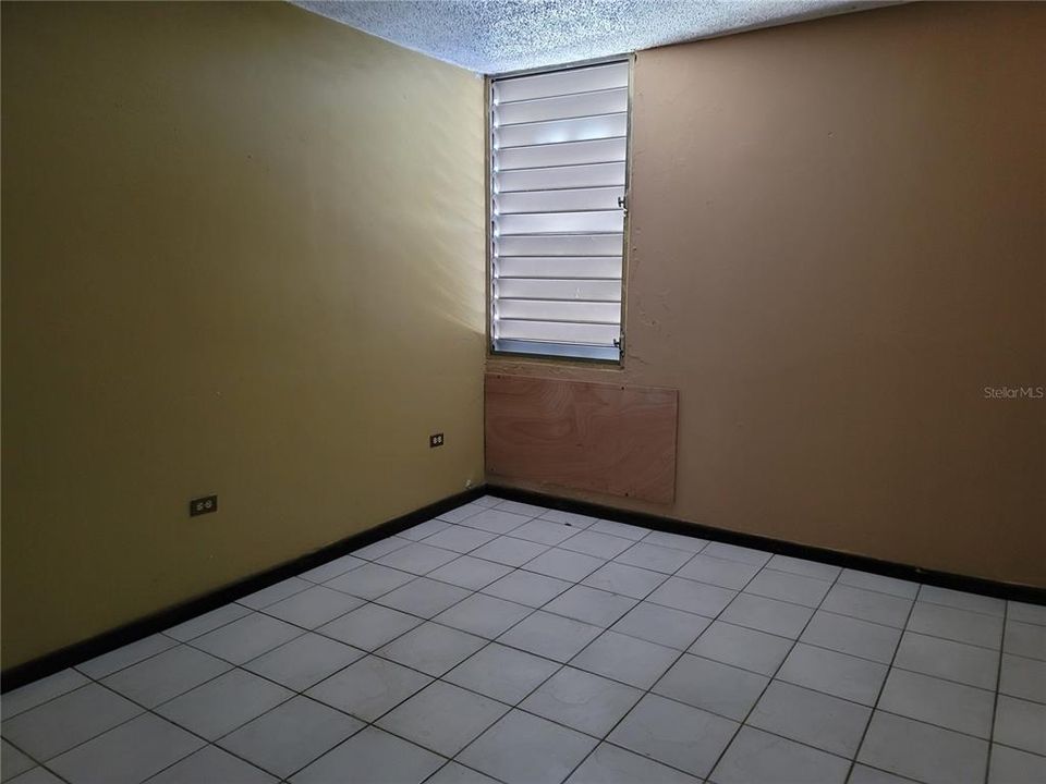 Vendido Recientemente: $62,000 (3 camas, 1 baños, 794 Pies cuadrados)