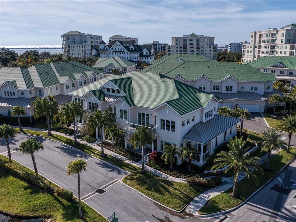 Recently Sold: $2,100,000 (3 beds, 3 baths, 3274 Square Feet)