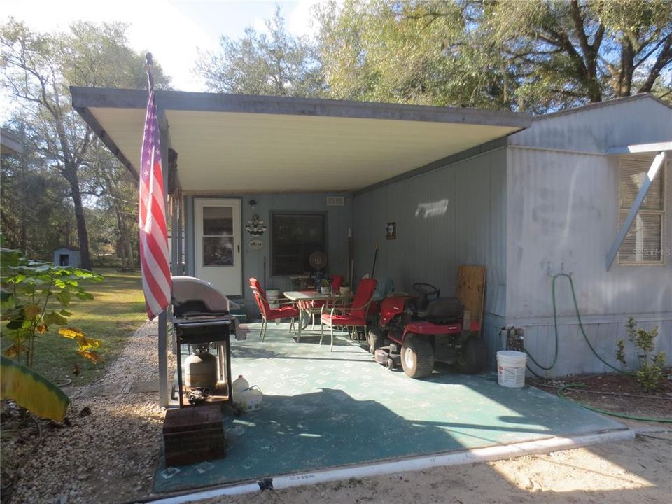 Recently Sold: $79,900 (2 beds, 1 baths, 714 Square Feet)