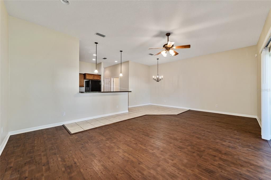 Recently Sold: $197,000 (2 beds, 2 baths, 1865 Square Feet)
