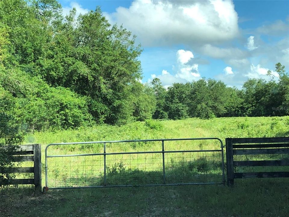 Recently Sold: $158,000 (9.96 acres)
