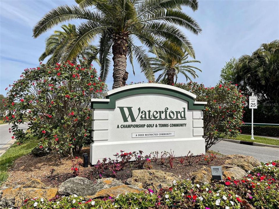 Established Waterford community is in the perfect location - close to the island and many conveniences yet tucked away from busy roads.