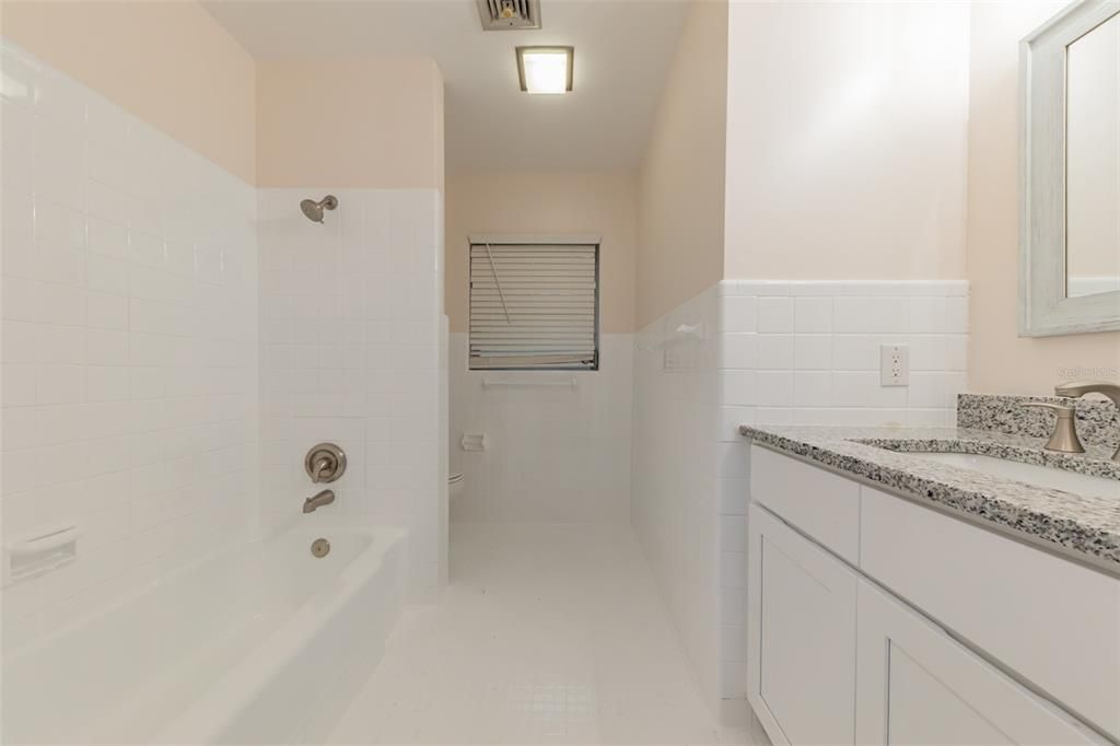 Недавно арендовано: $2,300 (3 спален, 2 ванн, 1604 Квадратных фут)