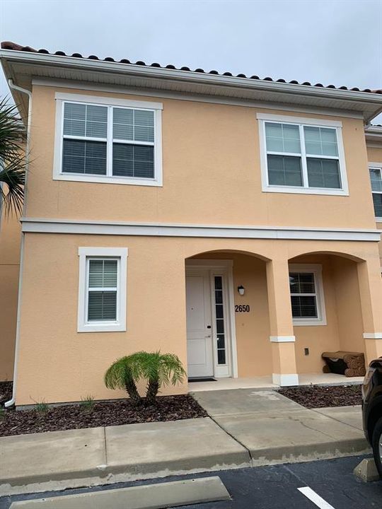 Recently Sold: $300,000 (3 beds, 2 baths, 1474 Square Feet)