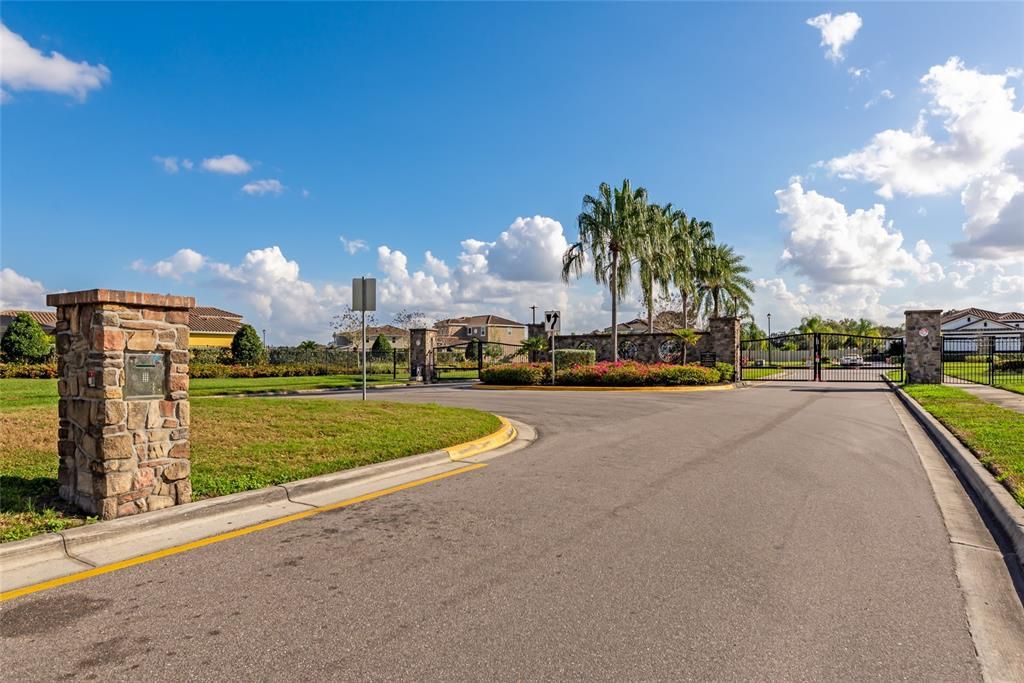 Recently Sold: $1,000,000 (4 beds, 4 baths, 3148 Square Feet)