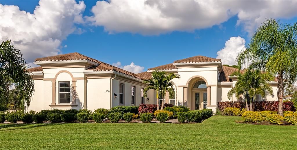 Recently Sold: $1,000,000 (4 beds, 4 baths, 3148 Square Feet)
