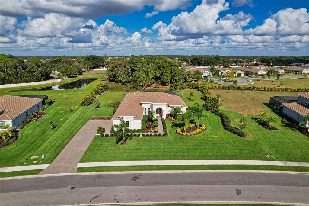 Recently Sold: $1,000,000 (4 beds, 4 baths, 3148 Square Feet)