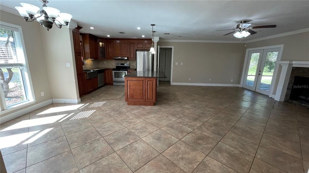 Kitchen/Living Room Combo