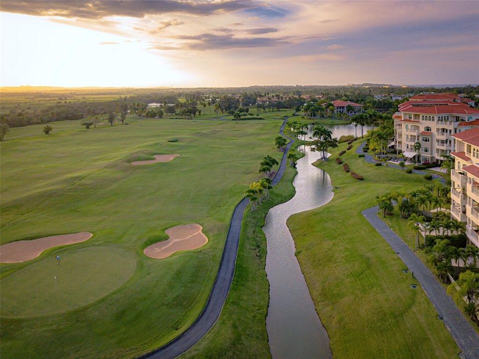 Vendido Recientemente: $4,995,000 (3 camas, 3 baños, 1887 Pies cuadrados)