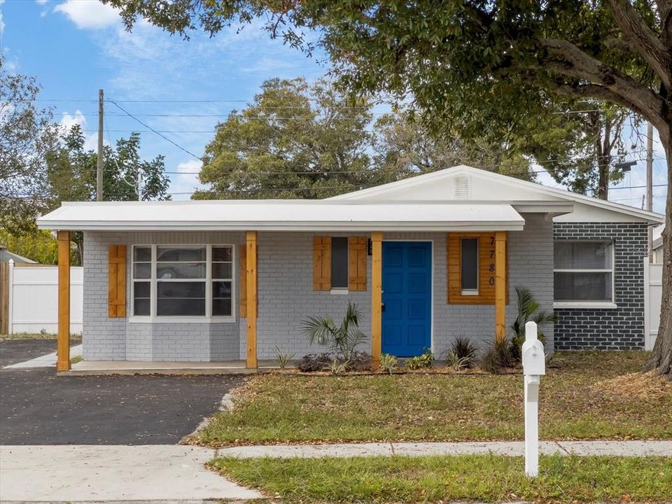 Недавно продано: $329,900 (3 спален, 2 ванн, 1194 Квадратных фут)