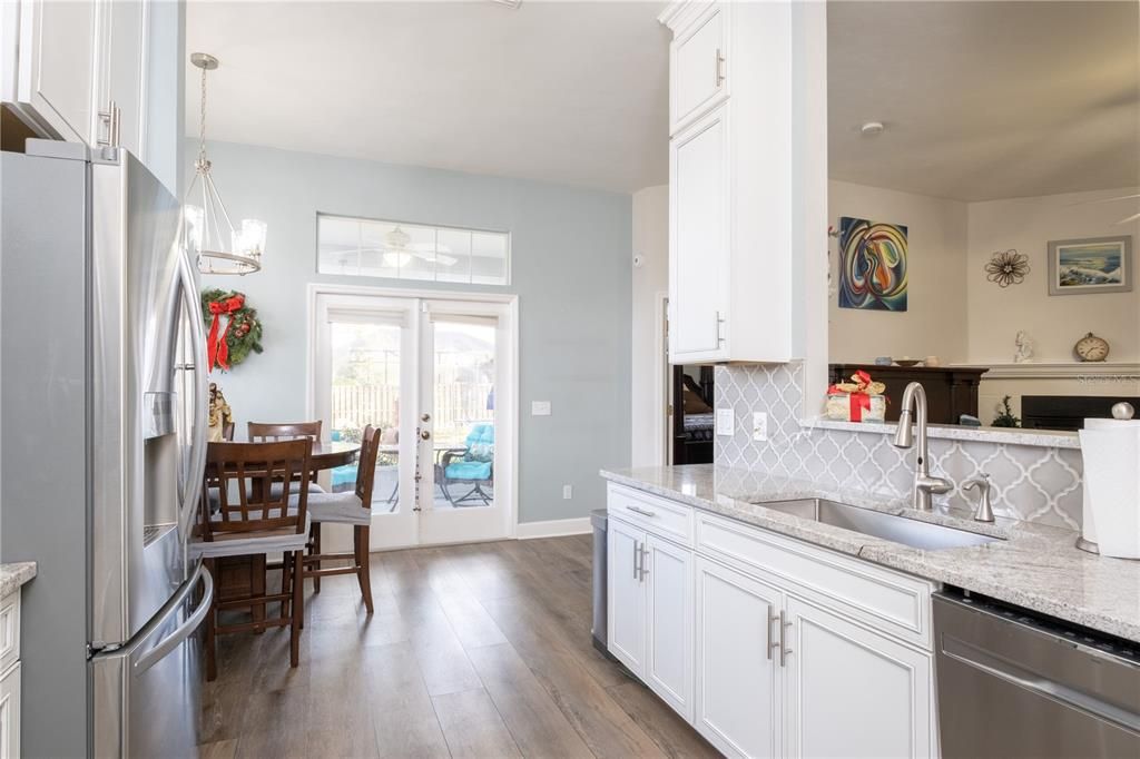Recently Sold: $332,500 (3 beds, 2 baths, 1521 Square Feet)