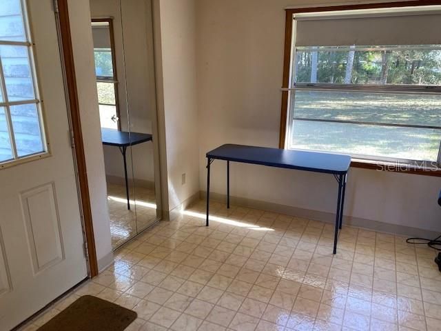 Recently Sold: $99,900 (2 beds, 1 baths, 1022 Square Feet)