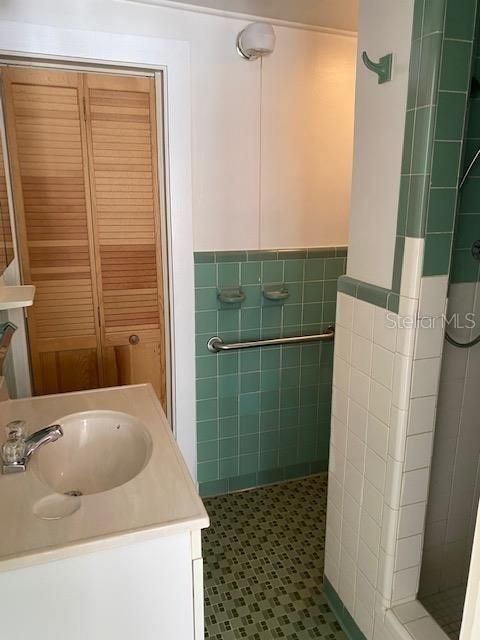 Recently Sold: $99,900 (2 beds, 1 baths, 1022 Square Feet)