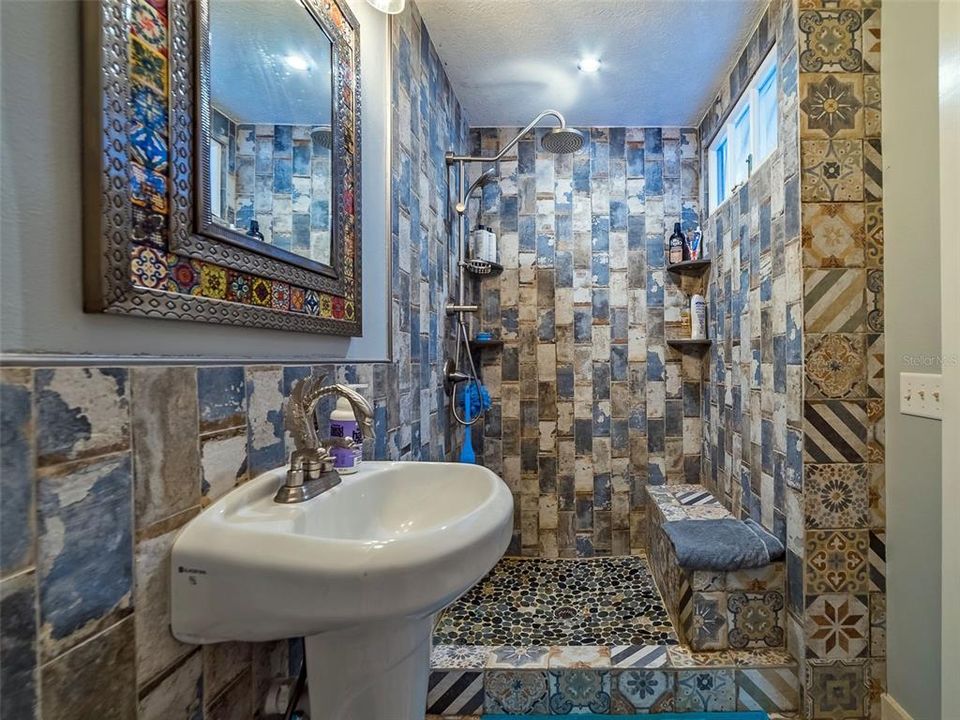 最近售出: $399,500 (3 贝兹, 2 浴室, 1442 平方英尺)