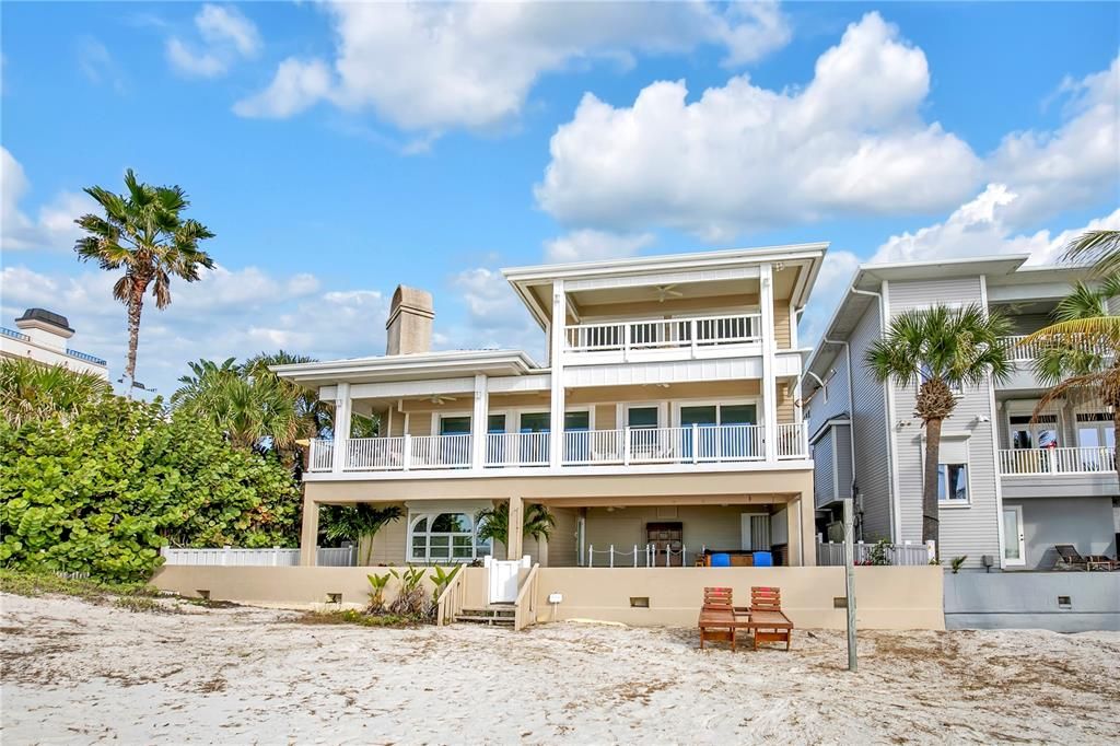 Recently Sold: $5,500,000 (3 beds, 3 baths, 3608 Square Feet)