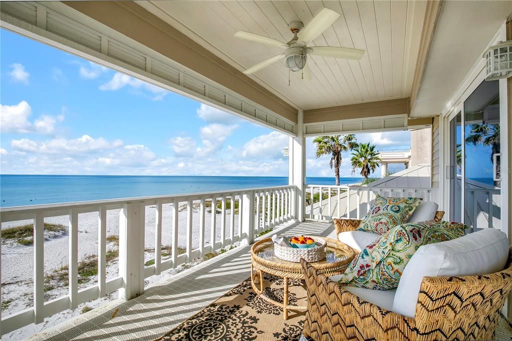 Recently Sold: $5,500,000 (3 beds, 3 baths, 3608 Square Feet)