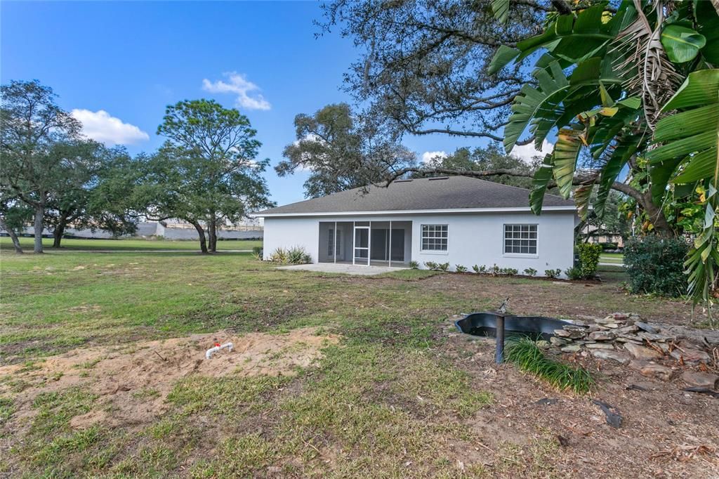 Recently Sold: $469,000 (3 beds, 2 baths, 1810 Square Feet)