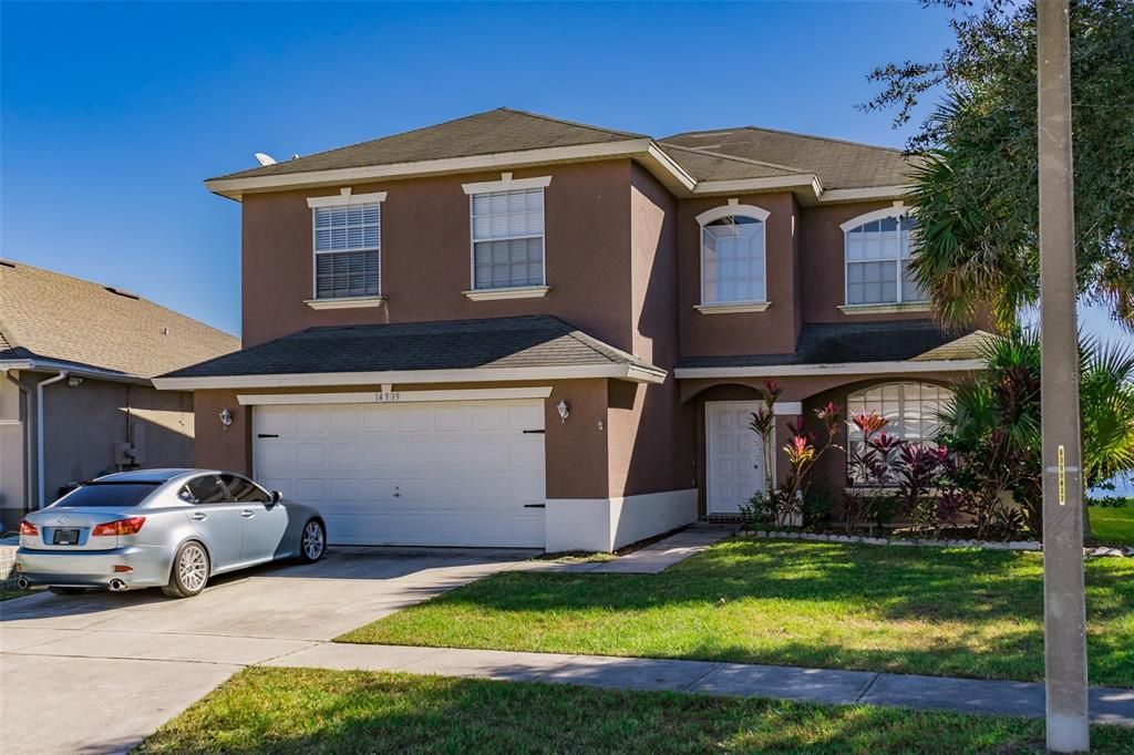 Recently Sold: $410,000 (5 beds, 3 baths, 2837 Square Feet)
