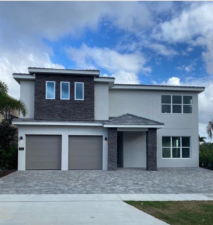 Recently Sold: $1,541,050 (10 beds, 12 baths, 6451 Square Feet)