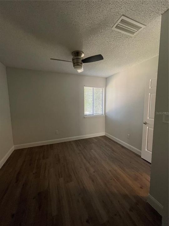 Recently Sold: $229,000 (3 beds, 2 baths, 1231 Square Feet)